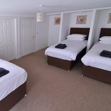 Dufftown Square Apartment Luaran gambar