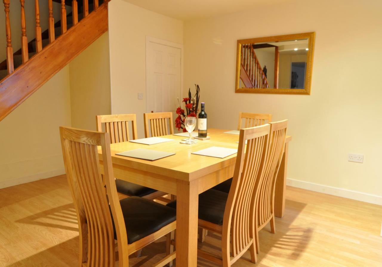 Dufftown Square Apartment Luaran gambar