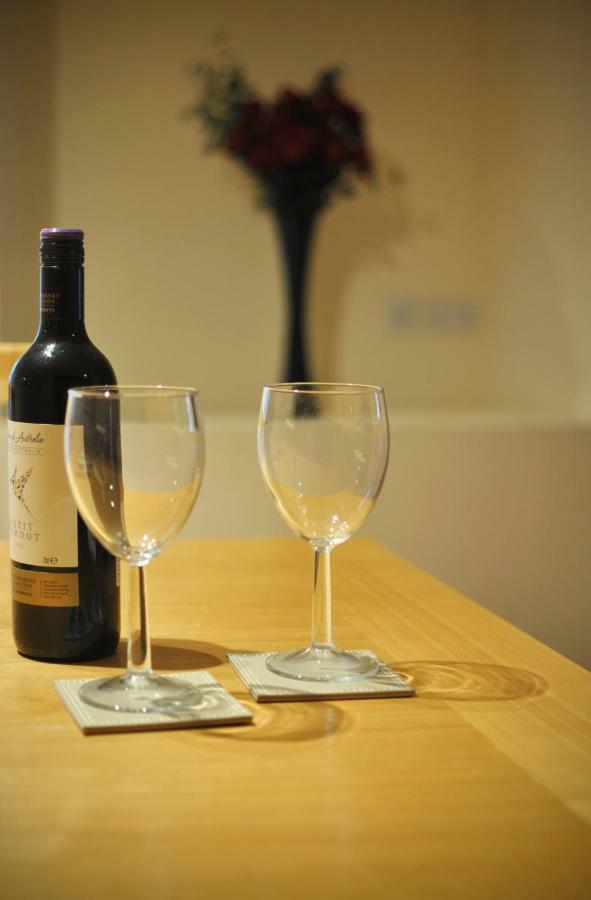 Dufftown Square Apartment Luaran gambar