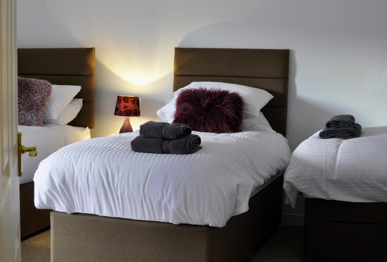 Dufftown Square Apartment Luaran gambar